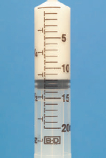 What dosages are measured on these syringes?     _____