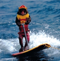 Momoko learned to water ski as a result of _______.   A)  operant conditioning B)  classical conditioning C)  aversive training D)  positive punishment