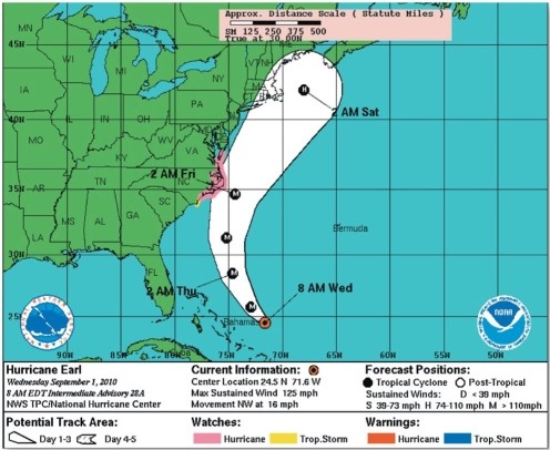 Based on the figure,   A) a hurricane is expected along the North Carolina coast. B) a hurricane is possible along the North Carolina coast. C) a hurricane is expected along the South Carolina coast. D) a hurricane is possible along the South Carolina coast.