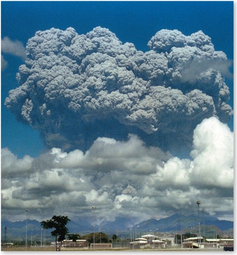 Large volcanic eruptions   A) increase global temperatures due to the increased albedo of volcanic aerosols. B) decrease global temperatures due to the increased albedo of volcanic aerosols. C) have no effect on global temperatures despite the increased albedo of volcanic aerosols. D) have little effect on the atmosphere unless only a small amount of sulfuric gases are released.