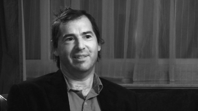 Policy influenced by David Grusky's work would likely:   A)  target the underclass for character education. B)  intervene in the generational transmission of values that encourage poverty. C)  enhance the safety net,because perverse incentives aren't as powerful as once feared. D)  reduce the safety net and encourage the poor to take advantage of mainstream economic opportunities.