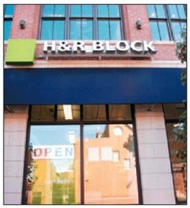 Figure 13-6   -H&R Block (figure 13-6 above)  is an example of a __________ franchise system. A) service-sponsored B) wholesaler-sponsored C) horizontal-marketing D) administered-sponsored E) customer-generated
