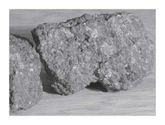 A clastic rock comprised of sand-sized grains derived from the physical weathering of granite and containing a sizable proportion of feldspar is termed ____________.   A) metasandstone B) lithosandstone C) graywacke D) arkose