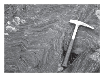 Banded-iron formations were abundantly produced during the ____________.   A) Archean Eon B) Hadean Eon C) Proterozoic Eon D) Paleozoic Era