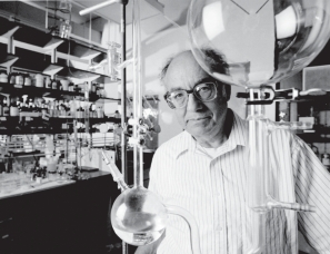 Describe the experiments of Harold Urey and Stanley Miller (shown in the image below)in understanding the origins of life.