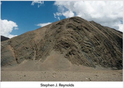 The type of structure shown in this figure is a(n)    A) thrust fault. B) anticline. C) syncline. D) monocline. E) basin.