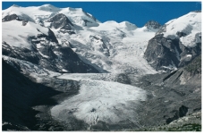 What feature will be formed by the sediment carried along the sides of this glacier?   A) cirque B) tarn C) arête D) lateral moraine E) none of these