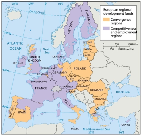   -According to this map of the European Union, southern Italy is identified as a  convergence region  whereas northern Italy is a  competitiveness and employment region. 