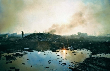   -The burning dump in this photograph illustrates a MSW disposal method most commonly practiced A) in the United States before the 1960s. B) in the United States between 2000 and 2010. C) today in developed countries with low population densities. D) today in developed countries with high population densities.