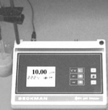 Consider the following image.   Based on the reading,what is the hydrogen ion concentration in this solution? A) 0.100 M B) 0.00010 M C) 1.0 * 10<sup>-</sup><sup>10</sup> M D) zero E) 10.00 M