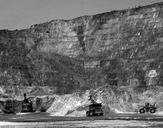 Examine the image below.This is an example of a(n) __________.   A)  tailing B)  adit C)  open-pit mine D)  slag deposit