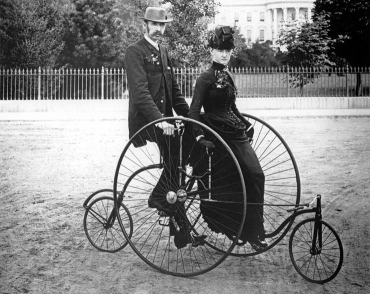     -When combined together, what message do the 1886 photograph of the husband and wife cycling and the 1896 Stearns Bicycle Company advertisement poster imply about the status of middle-class American women during this ten-year period? A)  Even in leisure activities, American women still played subservient roles to their husbands. B)  Leisure activities like bicycling still required women to dress conservatively. C)  The bicycling enthusiasm of the 1890s led to growing independence for young women. D)  Bicycling was considered to be an unladylike activity.