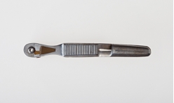NARRBEGIN: Figure 12-28A   For what task would the surgeon use the instrument pictured above?<div style=padding-top: 35px> 