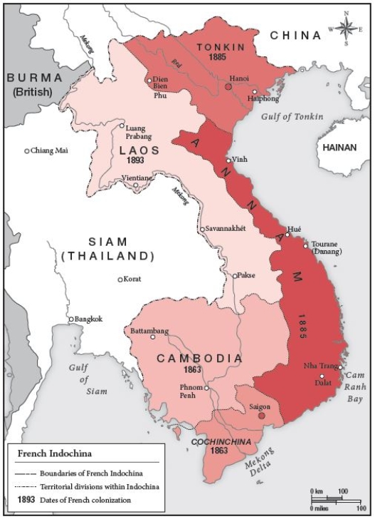 <strong> -Looking at Map 7.3 around 1890 Vietnam was roughly ________.</strong> A) the same as in 1800 B) the same as the original Dai Viet kingdom C) half of mainland Southeast Asia D) half what it had been around 1800
