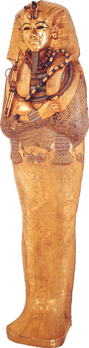 <strong> What is the role of Innermost Coffin of Tutankhamen in burial?</strong> A)It was a cenotaph, that is, it was a tomb monument without a body. B)It was intended for the inner chamber of his pyramid. C)It was later defaced when Tutankhamen fell from rule. D)It was between the mummified body and two outer coffins.