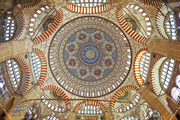 ​   Where is the mosque pictured in this image located? A)  Córdoba B)  Istanbul C)  Baghdad D)  Edirne