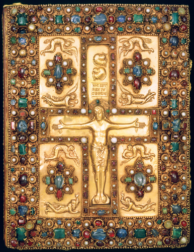 <strong> The Lindau Gospels cover encompasses the stylistic diversity of early medieval art. Which of the following best describes the contrast seen here?</strong> A) The work highlights the Byzantine tradition and the linearity of the Utrecht Psalter style. B) The work highlights early Christian imagery and the return to classical ideals of the Coronation Gospels style. C) The work highlights early Christian imagery and the vivacity of the Utrecht Psalter style. D) The work highlights the Byzantine tradition and the energy of the Ebbo Gospels style.
