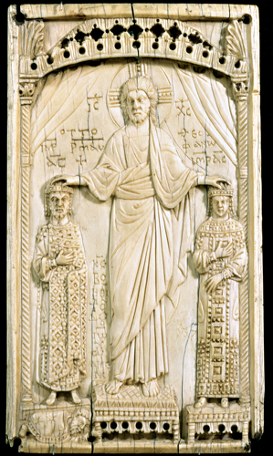 <strong> This panel, highlighting the new ties between the Ottonian court and Byzantine Constantinople, celebrates the marriage of which people?</strong> A) Otto III and Uta B) Otto II and Theophanu C) Henry II and Theophanu D) Otto I and Adelaide