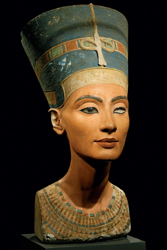 <strong> Who is the subject of this portrait?</strong> A) Hatshepsut B) Khamerernebty C) Tiye D) Nefertiti