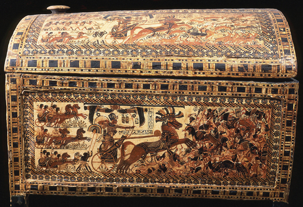 ​   What is the findspot of this object? A)  Tomb of Tutankhamen, Saqqara B)  Tomb of Tutankhamen, Thebes C)  Tomb of Tutankhamen, Ur D)  Tomb of Tutankhamen, Amarna