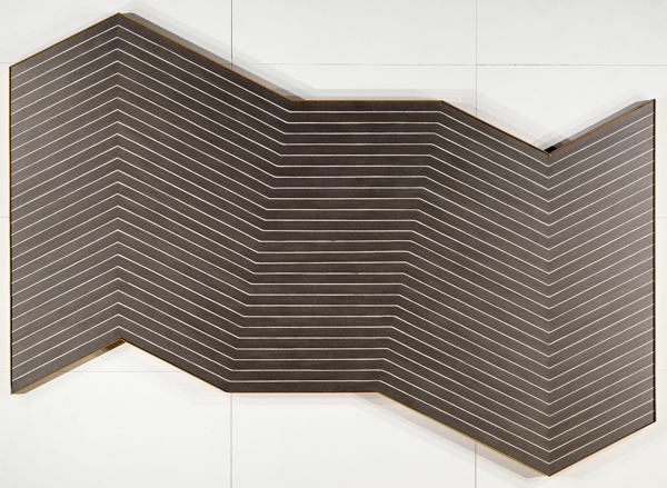 <strong> Who famously said of this artwork, What you see is what you see?</strong> A) Clement Greenberg B) Barnett Newman C) Frank Stella D) Louise Nevelson