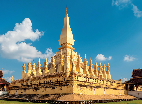 ​   What is the date of the original construction of the Pha That Luang in Laos? A)  1966 B)  1750 C)  1566 D)  1665