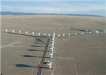   Which kind of telescope and which instrument or technique are shown? A)  optical, CCD B)  infrared, array detector C)  optical, adaptive optics D)  radio, interferometry